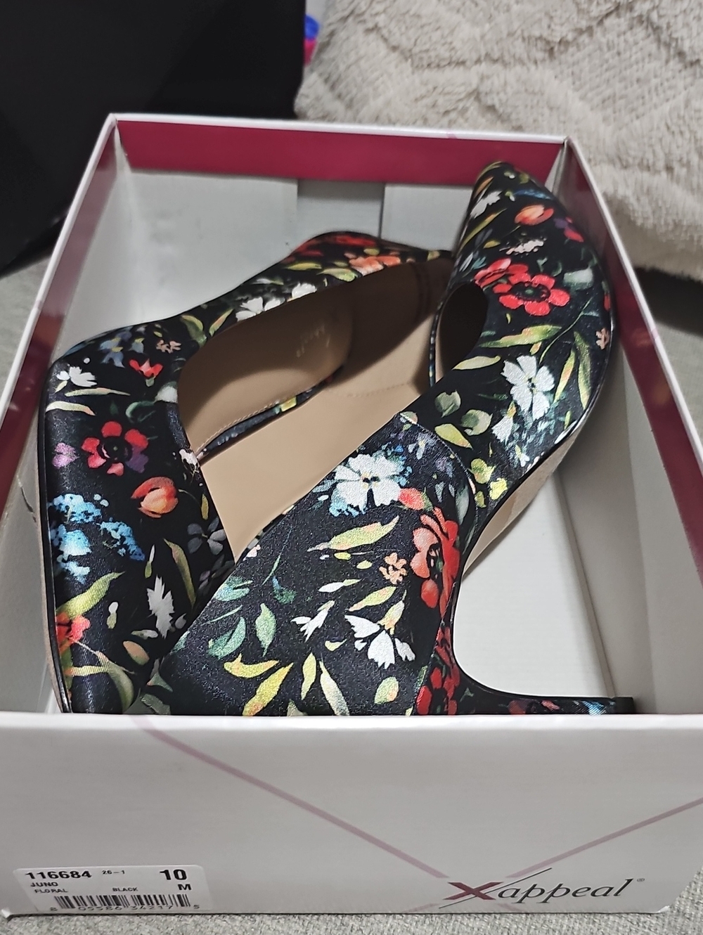 Xappeal Black Floral Pointed-Toe Pumps